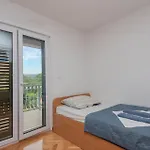 Cozy In Prolozac Donji With Wifi Casa vacanze